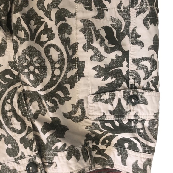 Tommy Hilfiger Crop Pant Sz. 14P Fleur De Lis Print Tan Olive Green 100% Cotton - Picture 3 of 4